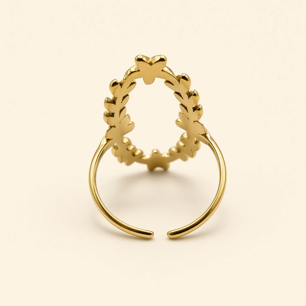 Bague ajustable Wendy dorée — vue de dos, anneau ouvert ajustable